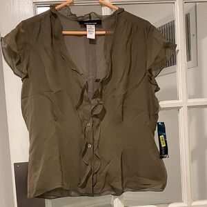 Jones New York size 8 Blouse New With Tags